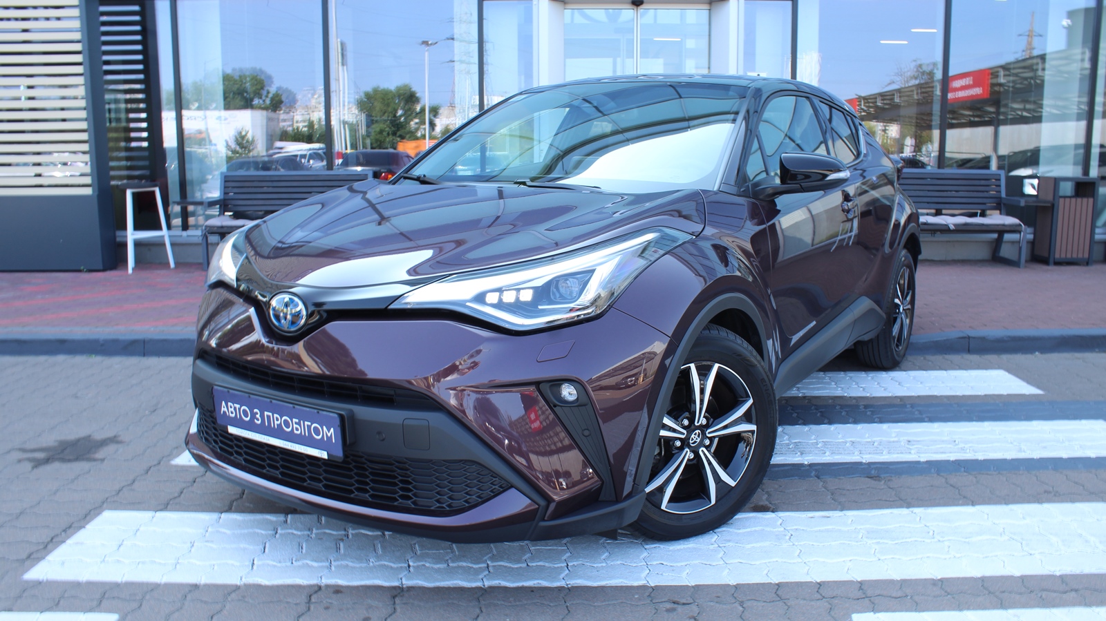 TOYOTA C-HR авто з пробігом