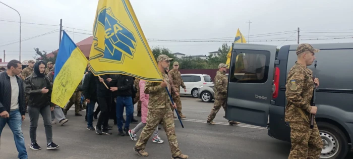 Був найкращим татом: у Підгайцях поховали 30-річного гранатометника Леоніда Щебета