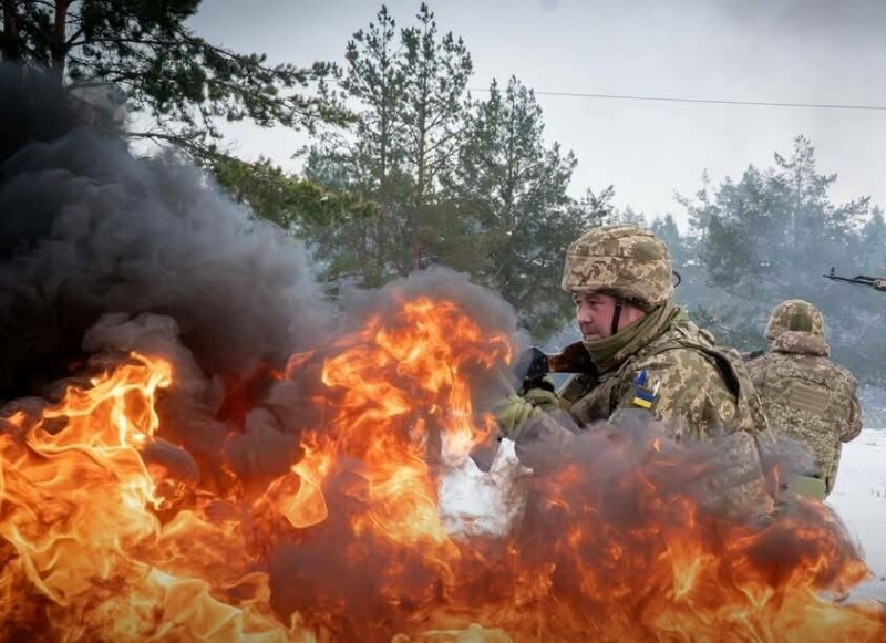 У Запорізькій області ворог завдав удари некерованими ракетами і здійснив одну атаку