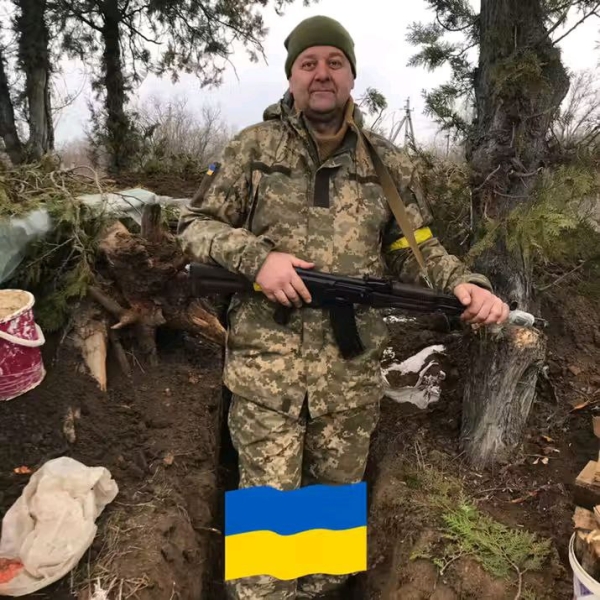 «В армію потрібно залучати тих, хто готовий не вмирати, а вбивати за Україну», — здоровий песимізм бізнесмена з Маріуполя, що воює в ЗСУ