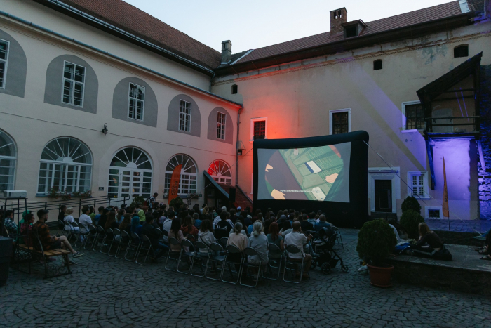 24 події, понад 3 тисячі глядачів та 5 днів фестивалю: в Ужгороді завершився фестиваль «Кіно сусідів»