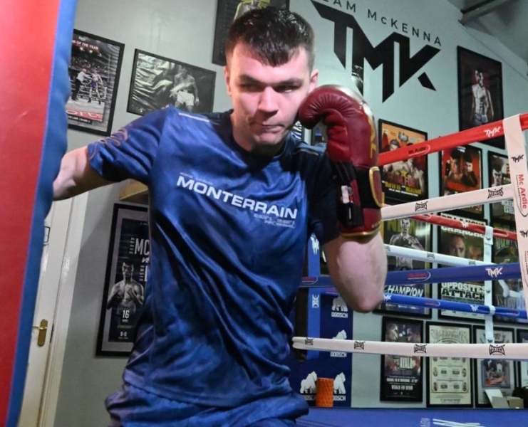 Аарон Маккенна: "Де Лара? Де взагалі Адамес? А Алімханули?"