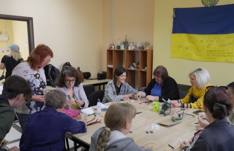 «Дасть Бог, Краматорськ вистоїть і не припинить своє існування, як Бахмут чи Авдіївка». Життя за 16 км від фронту