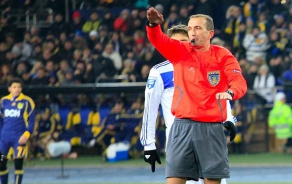 У Криму провели пропагандистський матч між ветеранами Таврії та Маріуполя У Криму провели пропагандистський матч між ветеранами Таврії та Маріуполя