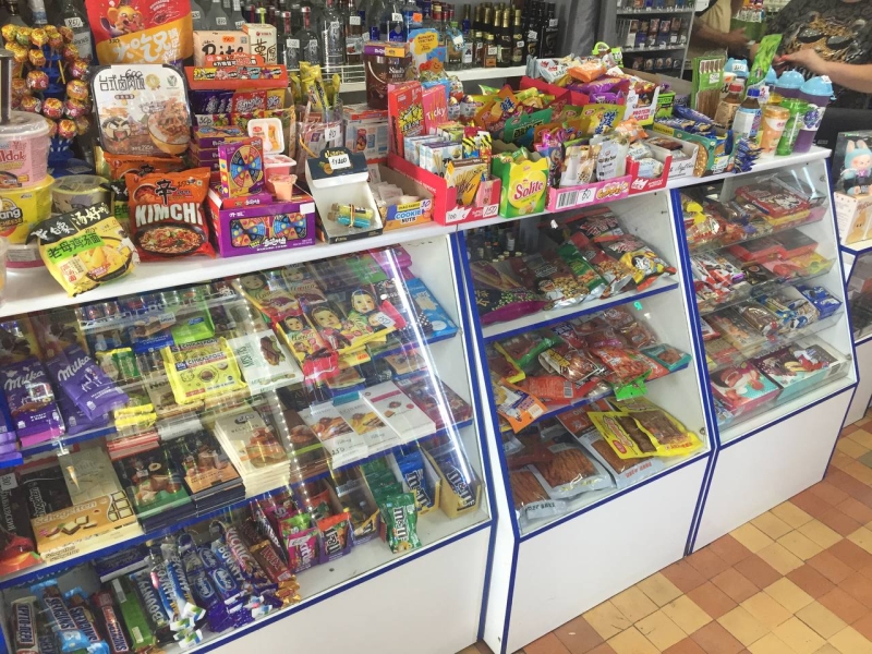 Як українці в окупації заробляють на життя. Аналіз зарплат і витрат українців на тимчасово окупованих територіях