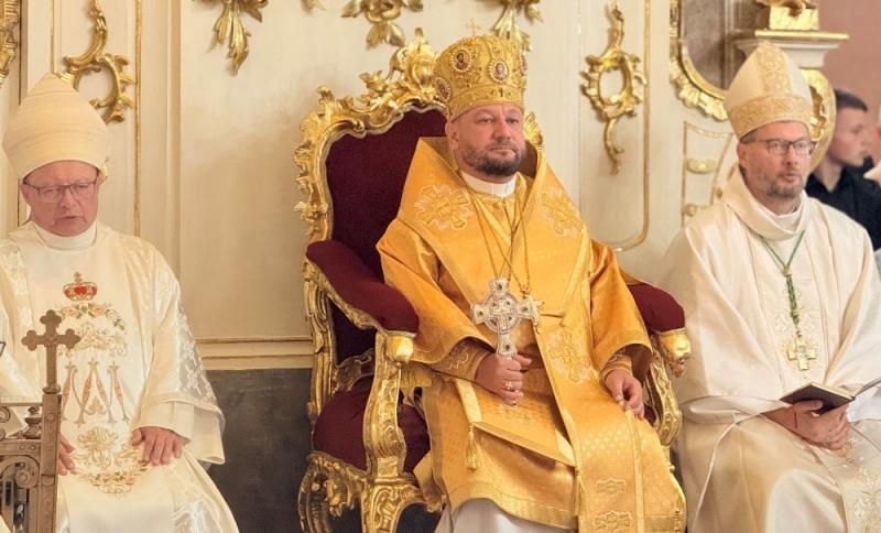 В Ужгороді вклали мощі новопрославленого блаженного Петра Павла Ороса