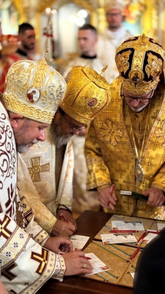 В Ужгороді вклали мощі новопрославленого блаженного Петра Павла Ороса