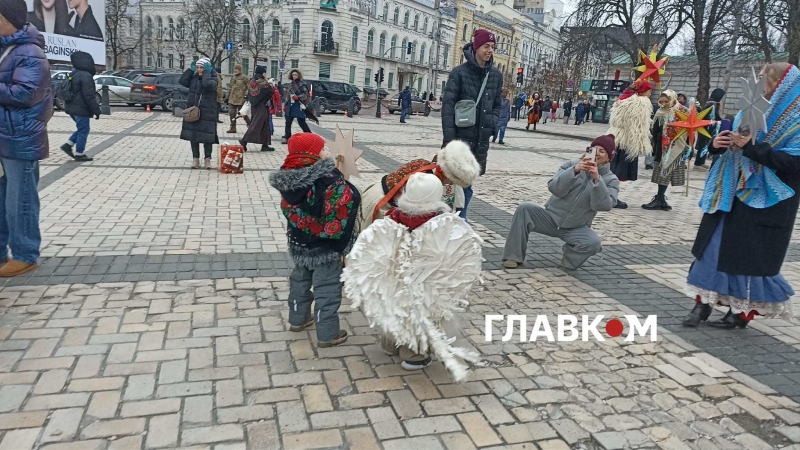 Різдво у серці столиці: Київ зустрів свято великою ходою звіздарів (фото, відео)