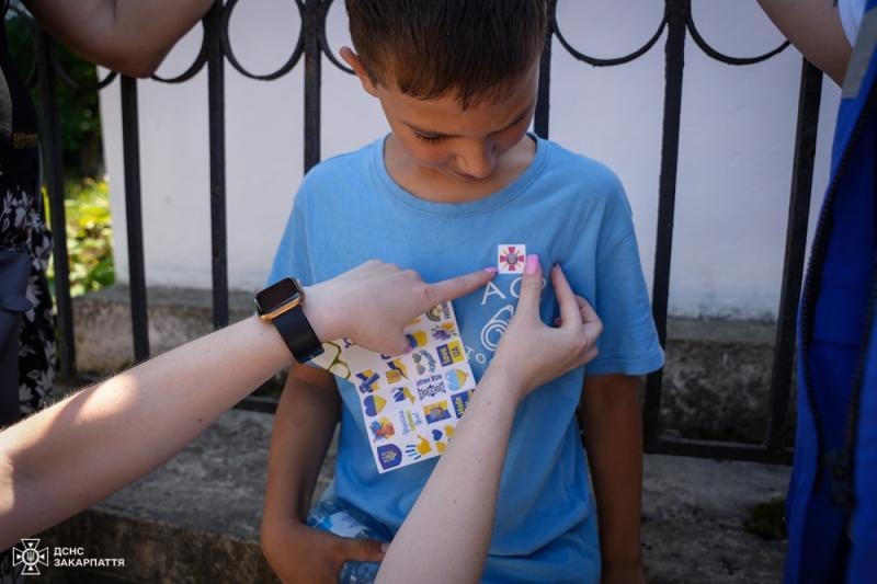 Черговий евакуаційний потяг привіз на Закарпаття дві родини з Донеччини